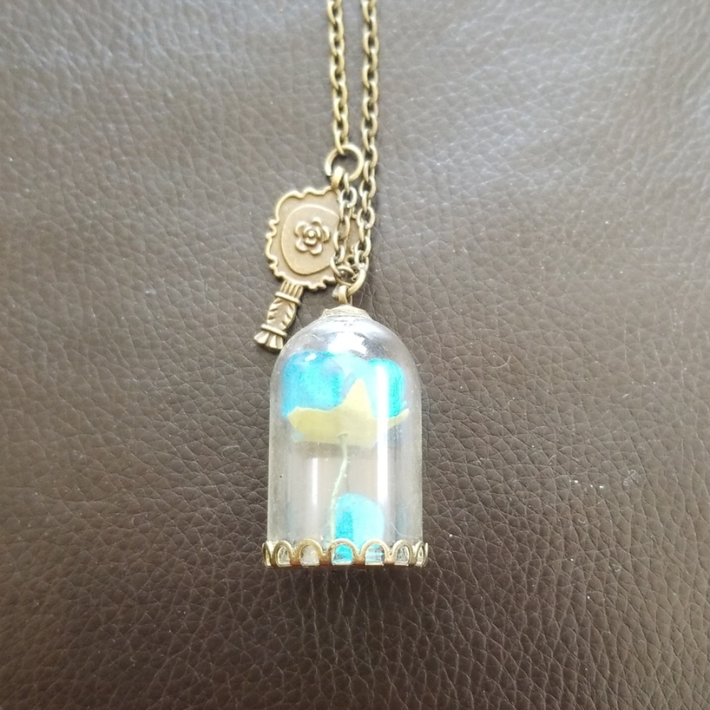 Necklace - Picture 2 of 4